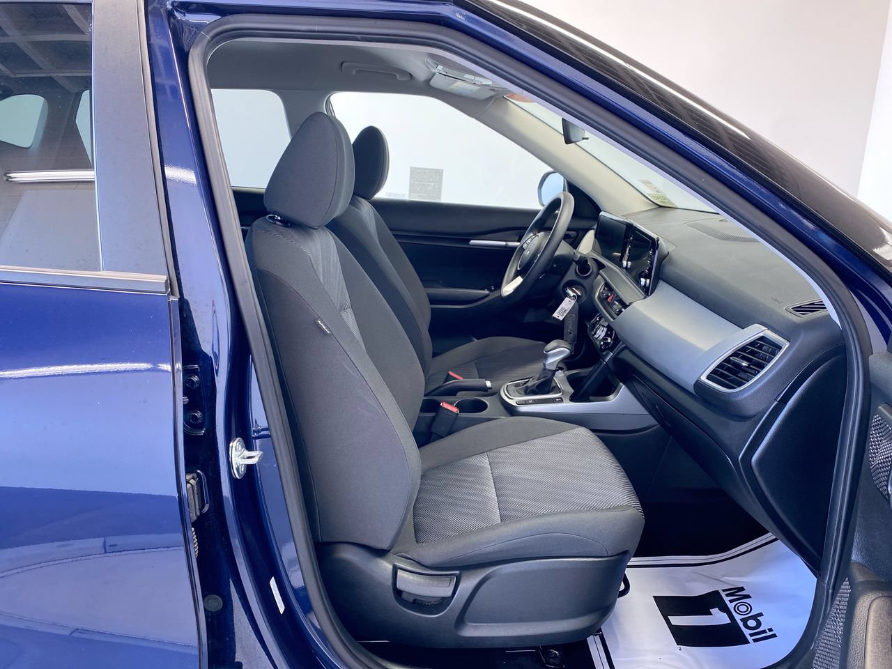 Certified 2026 Kia Seltos LX AWD/4WD image 28