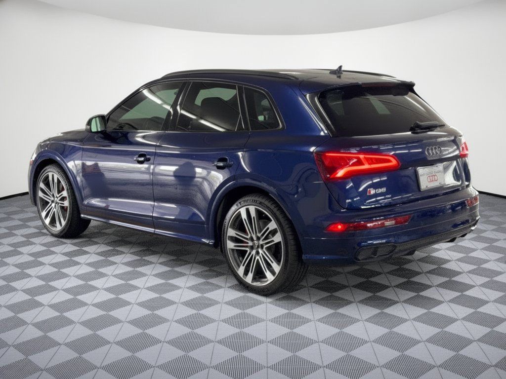 Used 2020 Audi SQ5 Premium Plus w/ Premium Plus Package AWD/4WD image 3