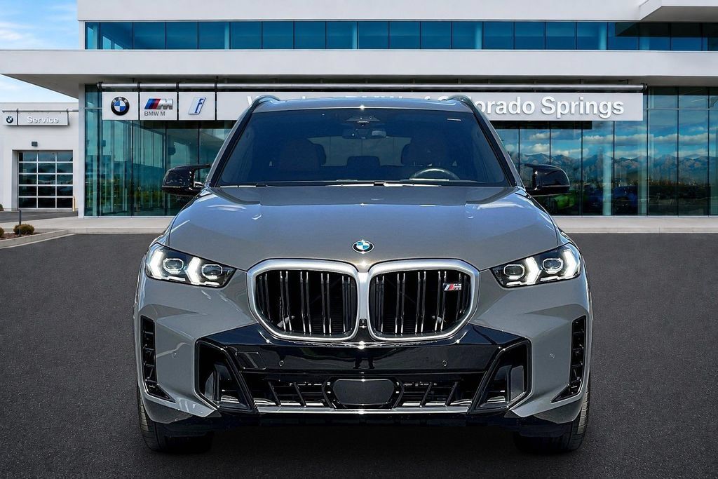 Used 2025 BMW X5 M60i AWD/4WD image 2