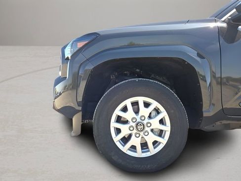 Used 2025 Toyota Tacoma SR5 image 14