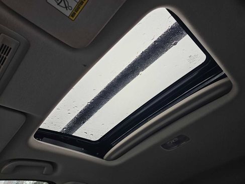 Used 2022 Honda HR-V EX image 25