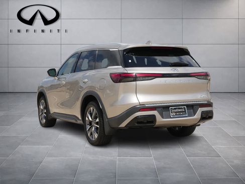 Certified 2023 INFINITI QX60 Luxe w/ Vision Package image 5