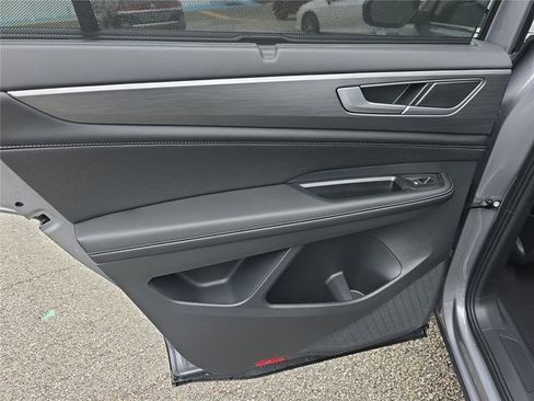 New 2026 Volkswagen Atlas Cross Sport SE image 10