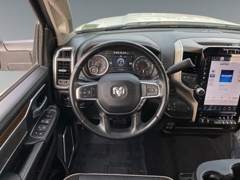 Used 2024 RAM 2500 Laramie AWD/4WD image 12