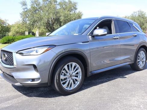 Used 2023 INFINITI QX50 Luxe FWD image 4