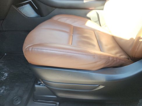 Used 2023 Lincoln Aviator Reserve w/ Equipment Group 201A image 24