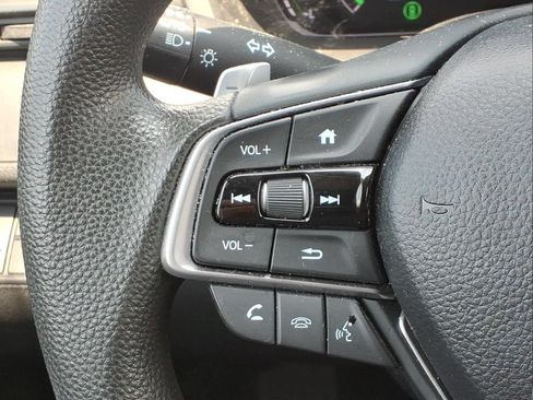 Used 2019 Honda Insight EX image 24