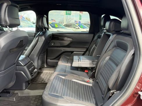 Used 2024 Lincoln Nautilus Reserve w/ Equipment Group 202A image 9