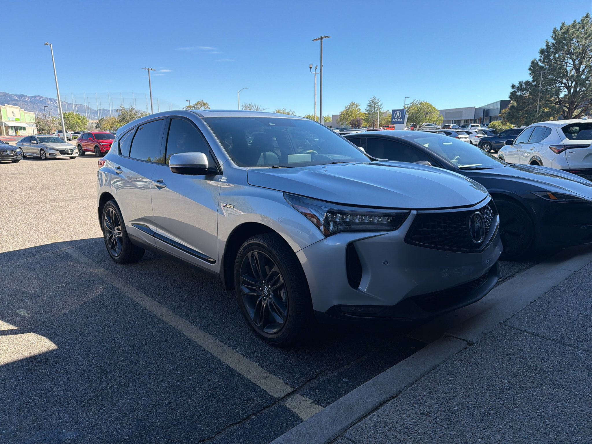 Used 2023 Acura RDX w/ Advance Package AWD/4WD image 1