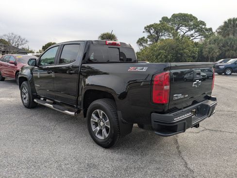 Used 2018 Chevrolet Colorado Z71 AWD/4WD image 6