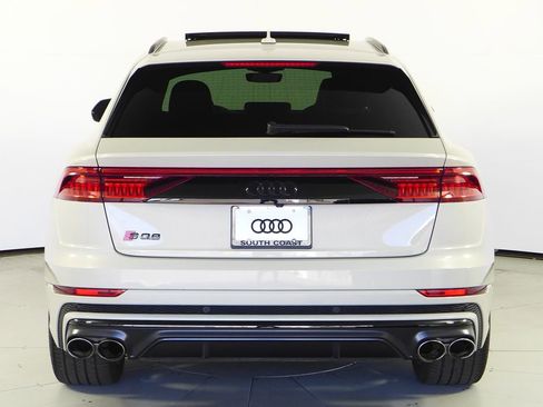 Used 2023 Audi SQ8 Premium Plus w/ SQ8 Luxury Package AWD/4WD image 8
