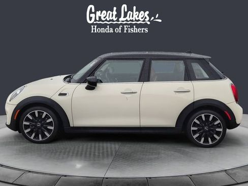 Used 2020 MINI Cooper 4-Door Hardtop FWD image 2