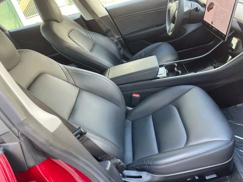 Used 2019 Tesla Model 3 Standard Range Plus image 16