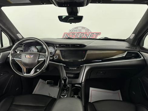 Used 2023 Cadillac XT6 Sport w/ Platinum Package image 11