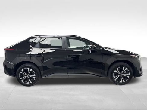 Used 2024 Toyota bZ4X XLE image 8