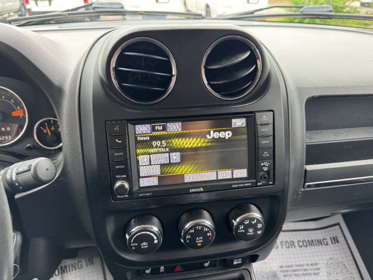 Used 2014 Jeep Patriot Limited FWD image 21