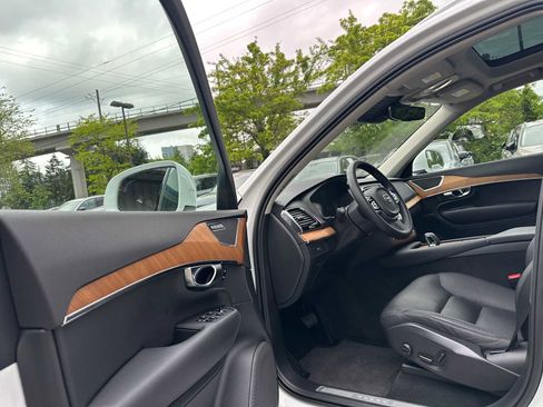 Certified 2023 Volvo XC90 B5 Plus w/ Protection Package Premier AWD/4WD image 20