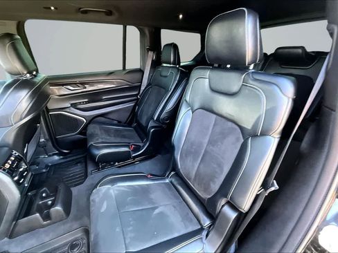 Used 2021 Jeep Grand Cherokee L Laredo AWD/4WD image 13
