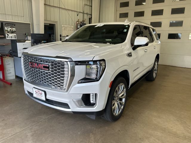 Used 2024 GMC Yukon Denali AWD/4WD image 2