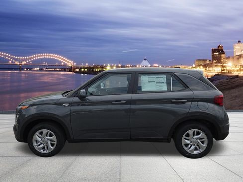 New 2026 Hyundai Venue SE FWD image 2