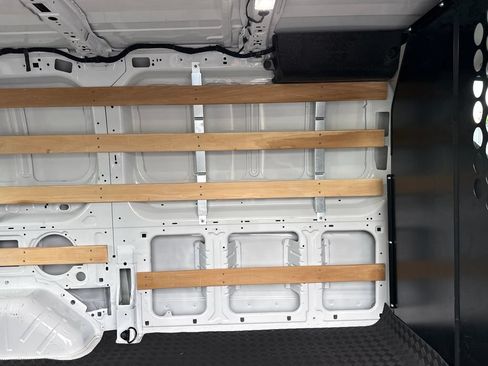 Used 2025 Ford Transit 250 Low Roof w/ Exterior Upgrade Package RWD image 22