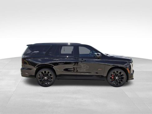 New 2026 Cadillac Escalade V AWD/4WD image 5