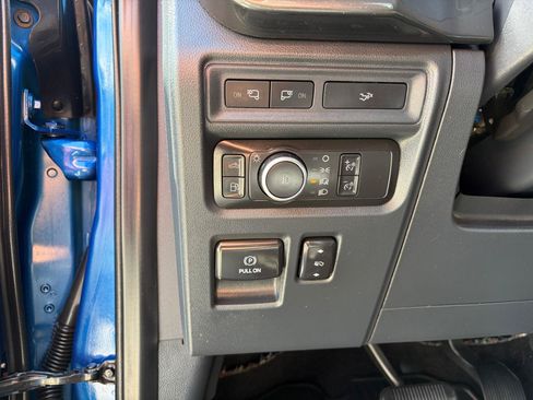 Used 2022 Ford F150 XLT w/ Equipment Group 302A High AWD/4WD image 13