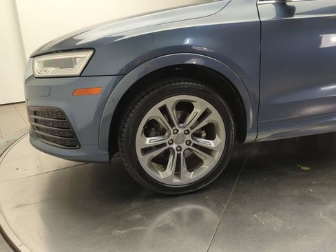 Used 2018 Audi Q3 2.0T Premium Plus w/ Premium Plus Package AWD/4WD image 3