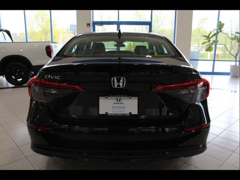 Certified 2023 Honda Civic LX image 6