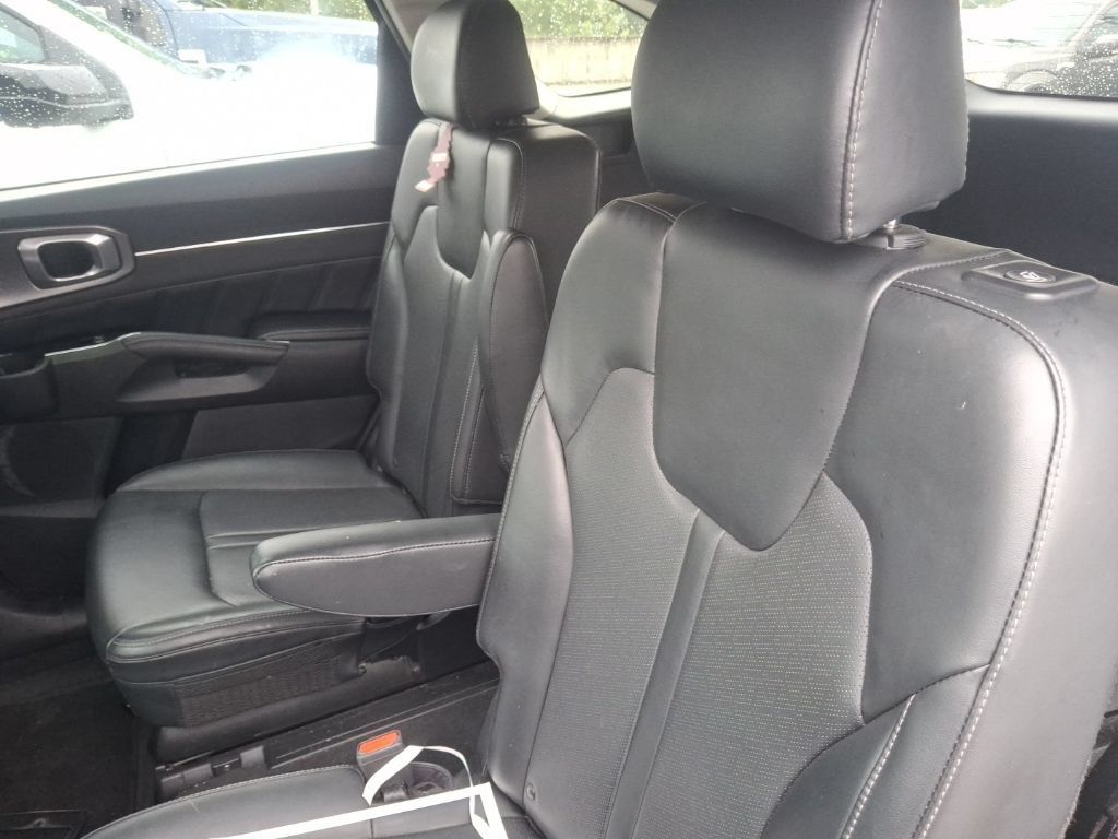 Used 2021 Kia Sorento SX AWD/4WD image 10