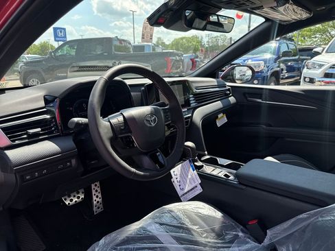 New 2026 Toyota Camry SE AWD/4WD image 16