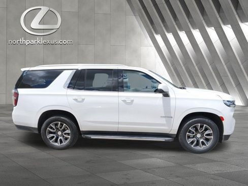 Used 2022 Chevrolet Tahoe LT w/ LT Signature Plus Package RWD image 4