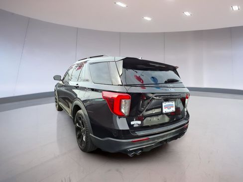 Used 2022 Ford Explorer ST w/ Equipment Group 401A image 4