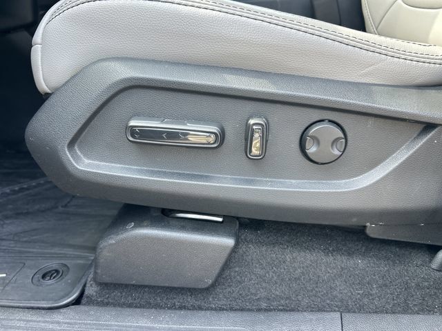 Used 2023 Honda Pilot EX-L image 12