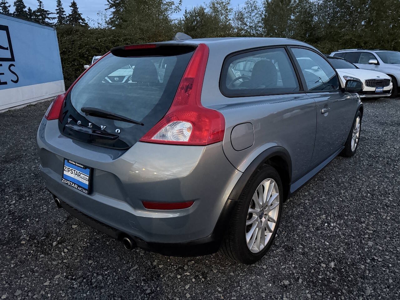 Used 2012 Volvo C30 T5 w/ Climate Pkg FWD image 3