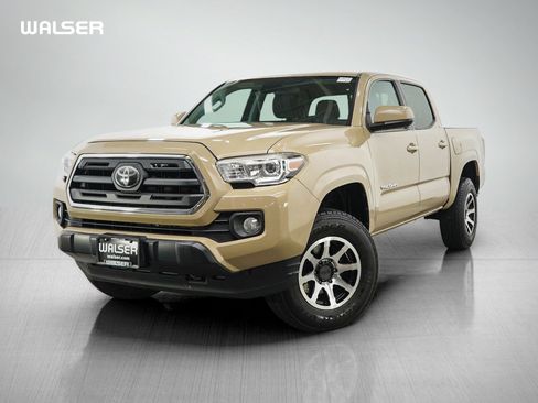 Used 2019 Toyota Tacoma SR5 RWD image 1