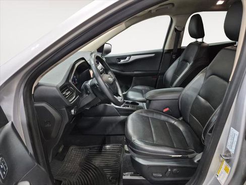 Used 2020 Ford Escape SEL image 10