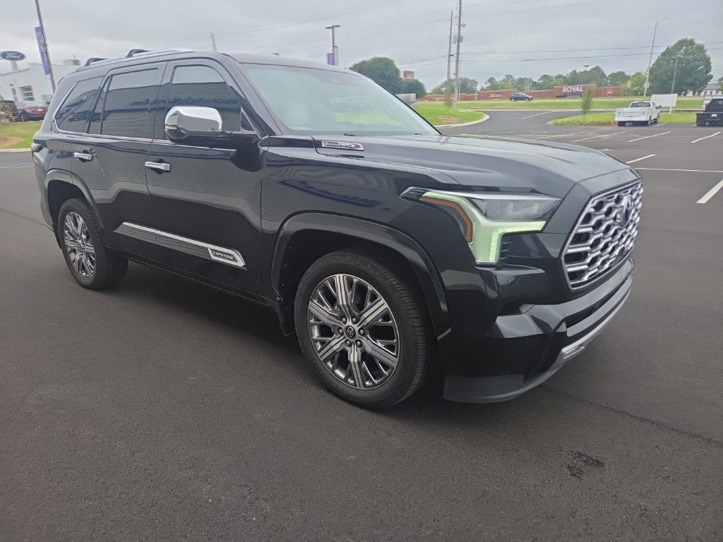 Used 2024 Toyota Sequoia Capstone AWD/4WD image 16