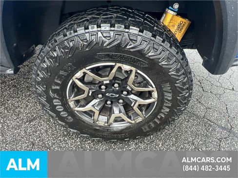 Used 2023 Chevrolet Colorado ZR2 w/ ZR2 Convenience Package III image 24