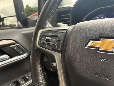 Used 2022 Chevrolet Silverado 1500 LT AWD/4WD image 27
