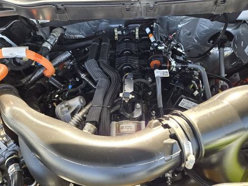 Certified 2025 Ford F150 Lariat w/ Equipment Group 501A Mid AWD/4WD image 29