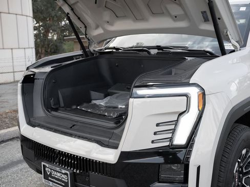 New 2026 GMC Sierra EV Elevation AWD/4WD image 11