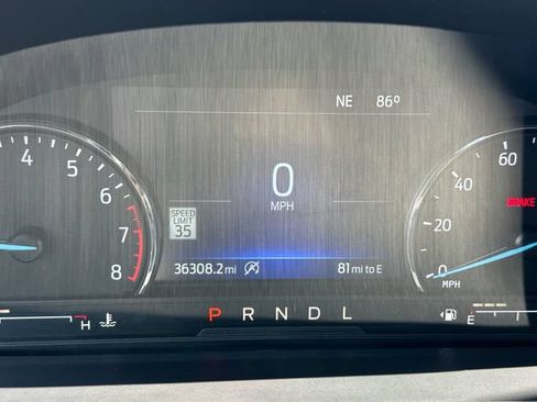 Used 2023 Ford Explorer XLT w/ Equipment Group 202A AWD/4WD image 38