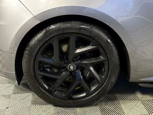 Used 2023 Land Rover Range Rover Sport SE Dynamic image 15