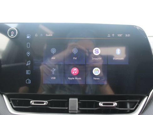 New 2027 Chevrolet Equinox LT w/ Convenience Package II FWD image 51