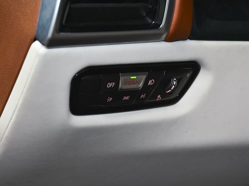 Used 2022 BMW M8 Gran Coupe xDrive Competition w/ M Carbon Exterior Package image 20