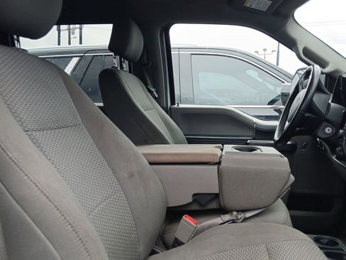 Used 2019 Ford F150 XLT w/ Equipment Group 302A Luxury AWD/4WD image 9