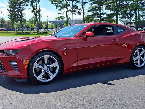 Certified 2018 Chevrolet Camaro SS RWD image 7
