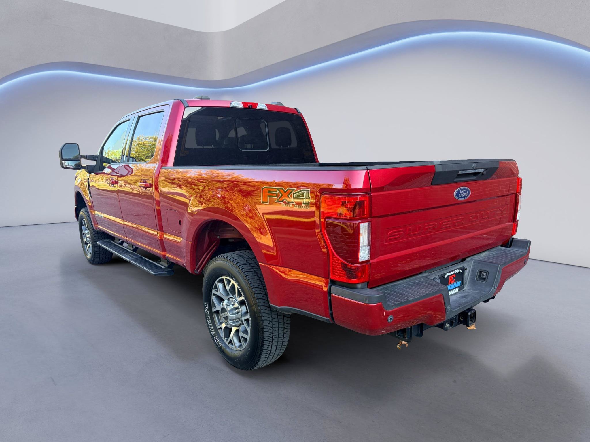 Used 2022 Ford F250 Lariat w/ Lariat Ultimate Package AWD/4WD image 3