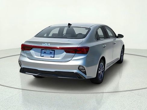 Certified 2024 Kia Forte LXS FWD image 5